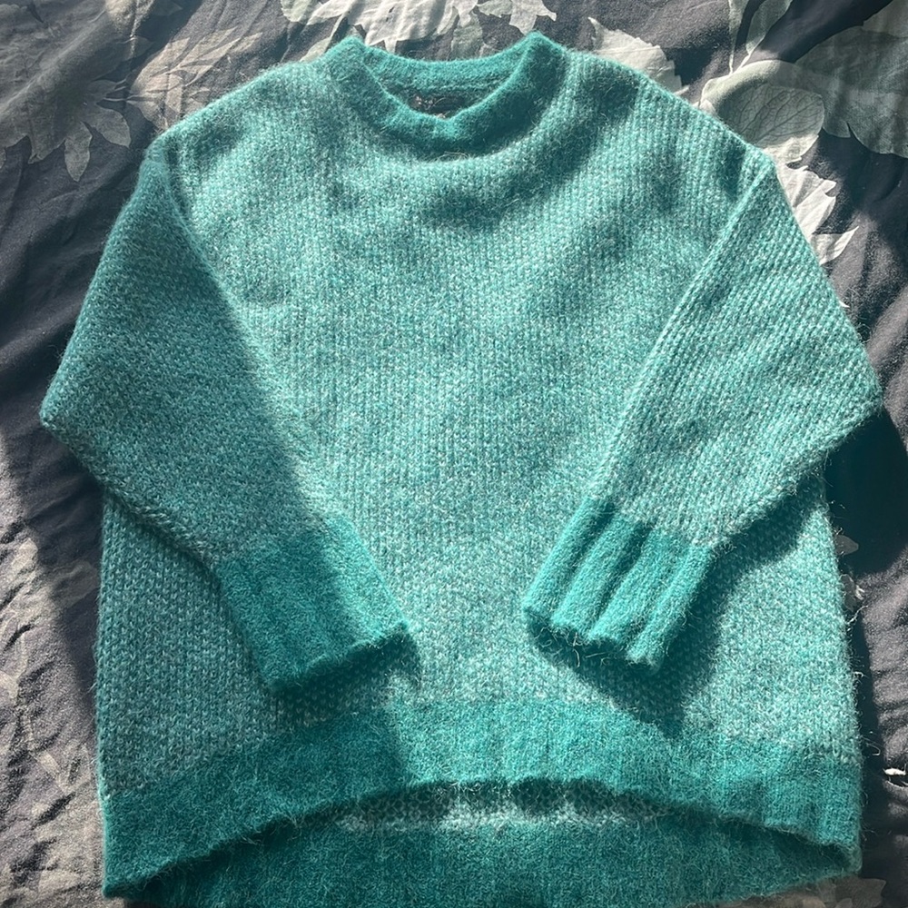 NWOT Banana Republic Italian yarn alpaca sweater